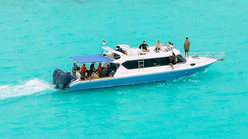 Komodo_Speed boat_01