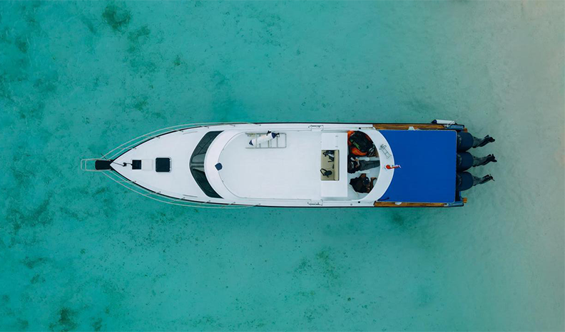 Komodo_Speed boat_04